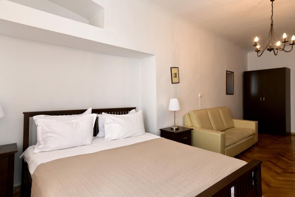 Da Vinci Hotel Brasov Luaran gambar