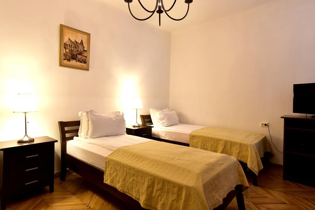 Da Vinci Hotel Brasov Luaran gambar